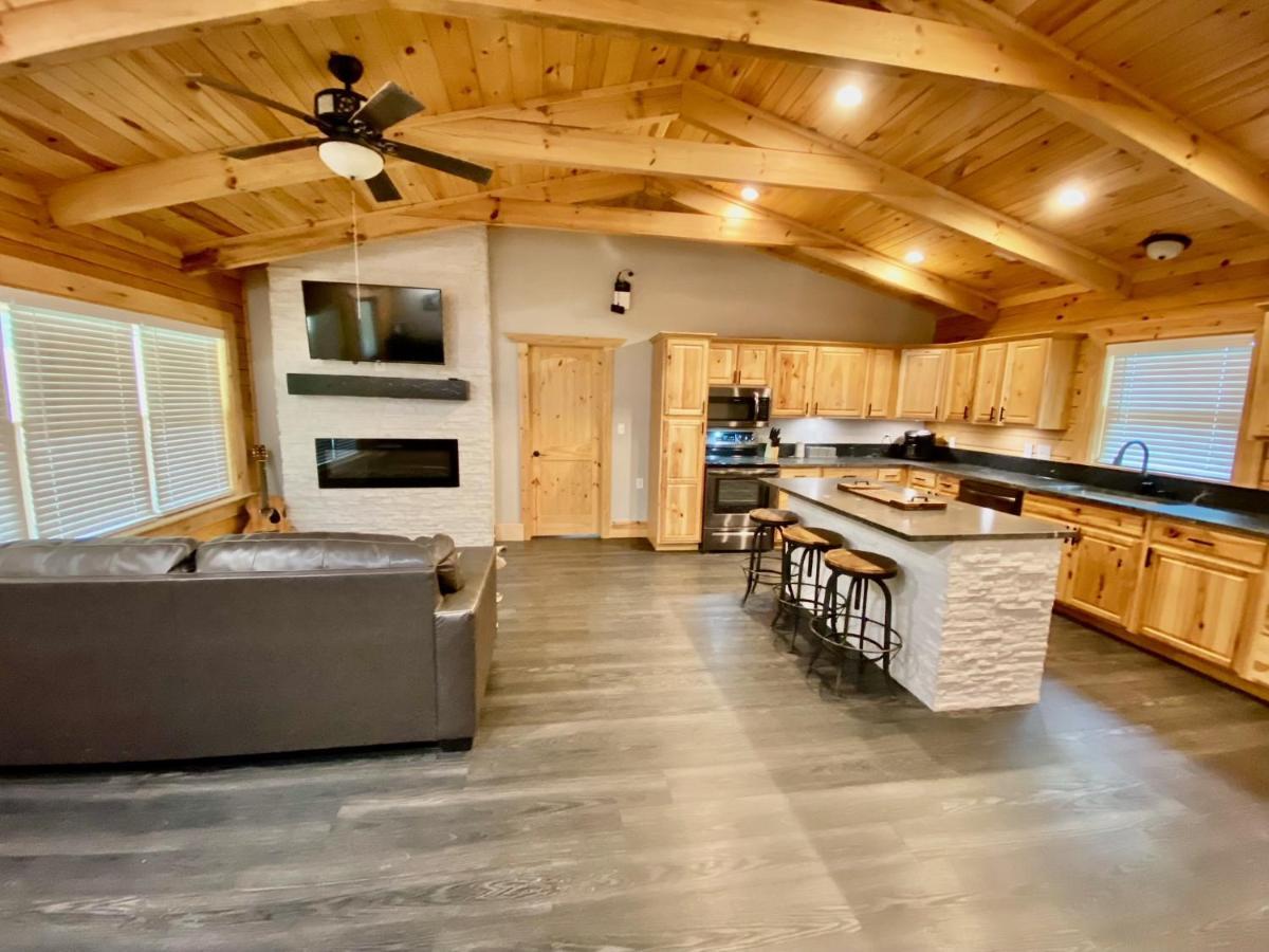 Cabin At Chitt'S Creek Emory エクステリア 写真